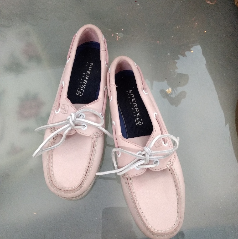 Sperry Topsider Boat style